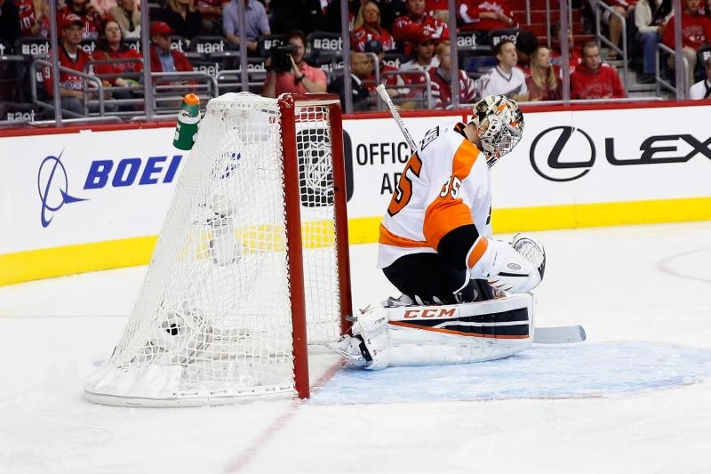Capitals shoot 101-foot goal in 4-1 win over Flyers