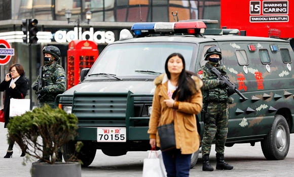 Chinese man gets death for selling secret documents