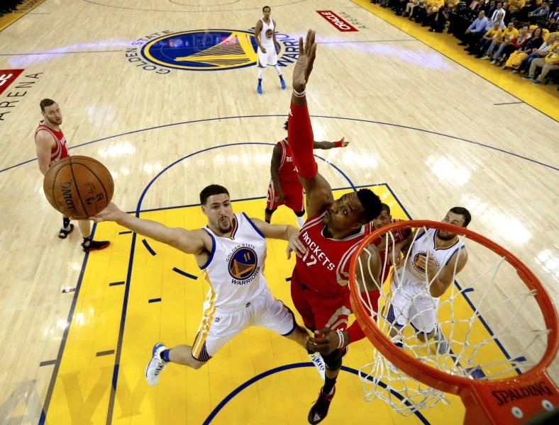 No Curry, no problem as Warriors march on