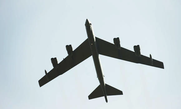 US ups pressure on Daesh with first B-52 bomber strike