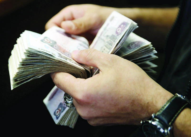 Egypt's pound flops on black market