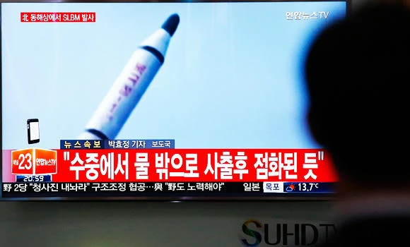 N. Korea ‘launches missile from submarine’