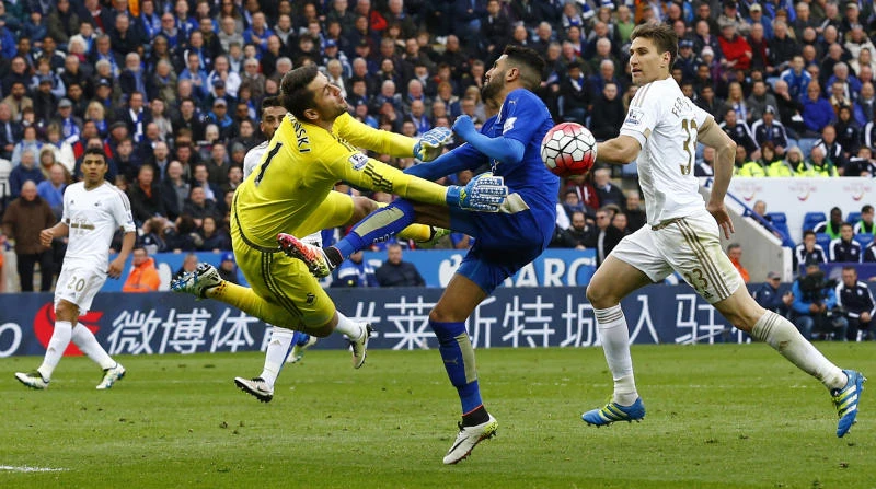 Leicester copes without Vardy to take another step to title
