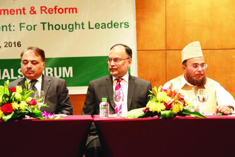 Pakistan minister gives details of 'Economic Corridor'