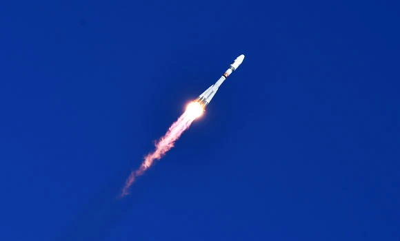 Delayed Russian rocket lifts off