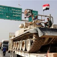 A convoy of Iraqi security forces advances on the outskirts of Mosul, to fight against Daesh (Islamic State) militants, in Kirkuk, Iraq, on Oct. 12, 2016. (REUTERS/Ako Rasheed)