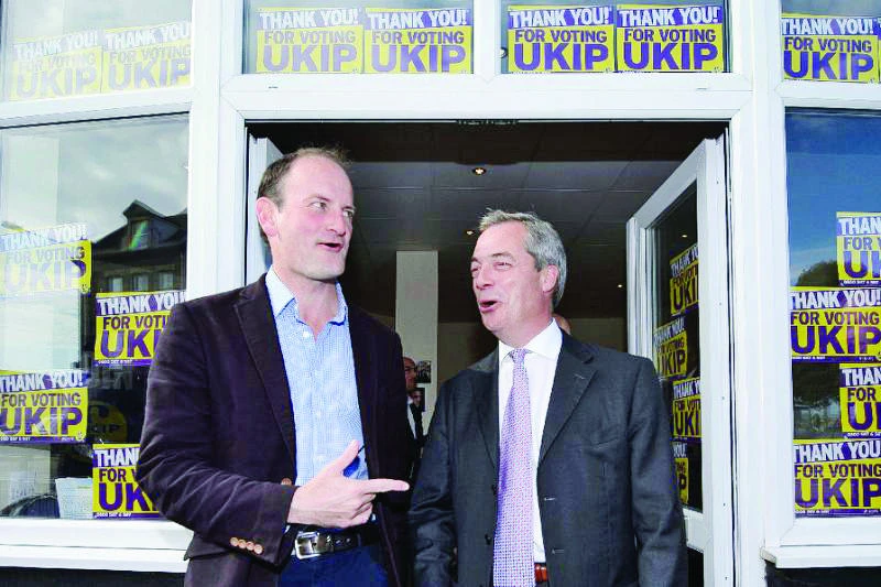 Douglas Carswell, left, meets with then-UKIP boss Nigel Farage when their relationship was stronger. (AFP)