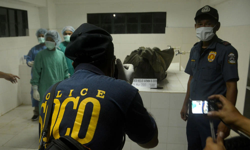 Philippine troops recover remains of beheaded German hostage