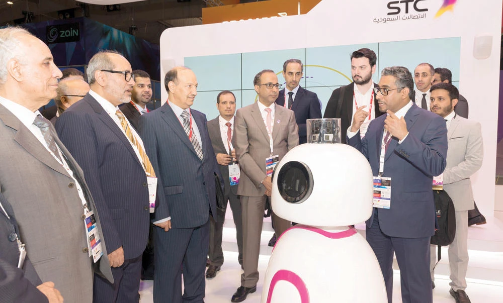 Abdulaziz S. Al-Rwais, CITC governor, visits the STC booth at the Mobile World Congress (MWC) in Barcelona.
