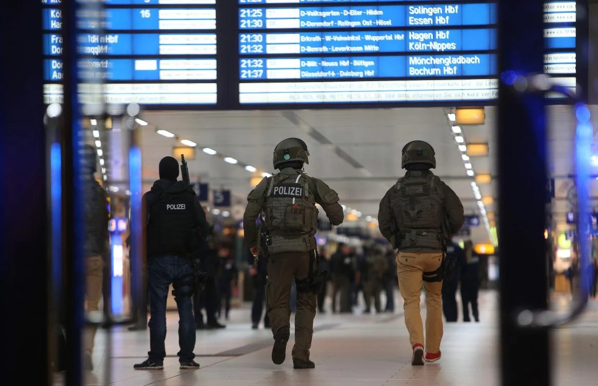 German police detain suspect after axe attack in Duesseldorf