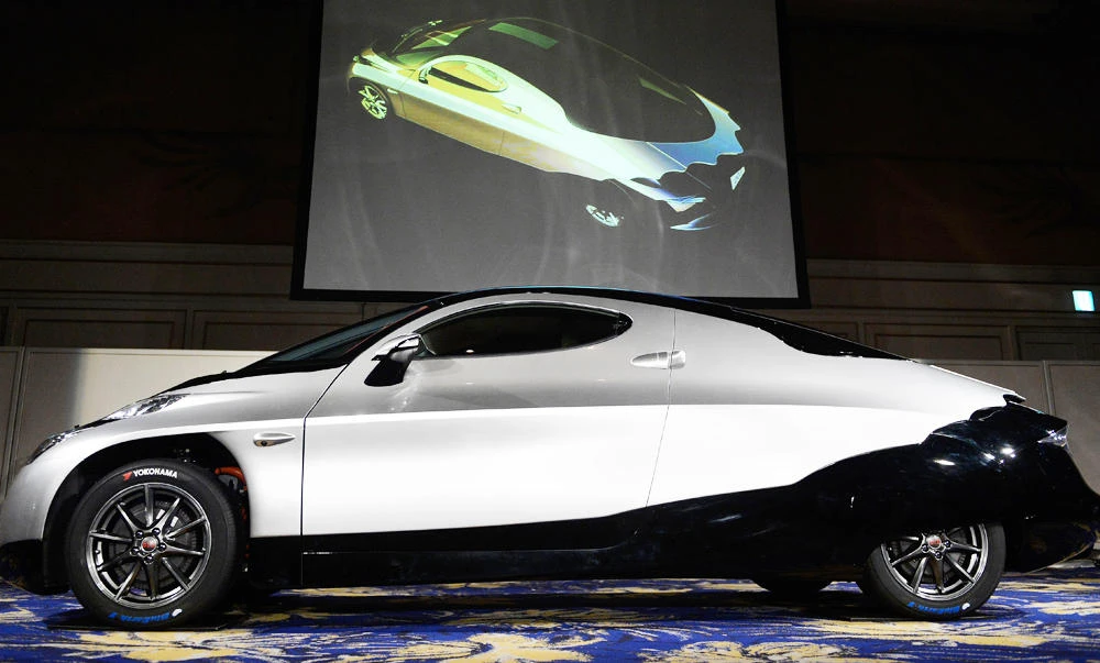 The new electric concept car 'SIM-CEL' produced by Japan's auto venture SIM-Drive is unveiled during a press conference in Tokyo, in this file photo taken on March 27, 2013. (AFP)