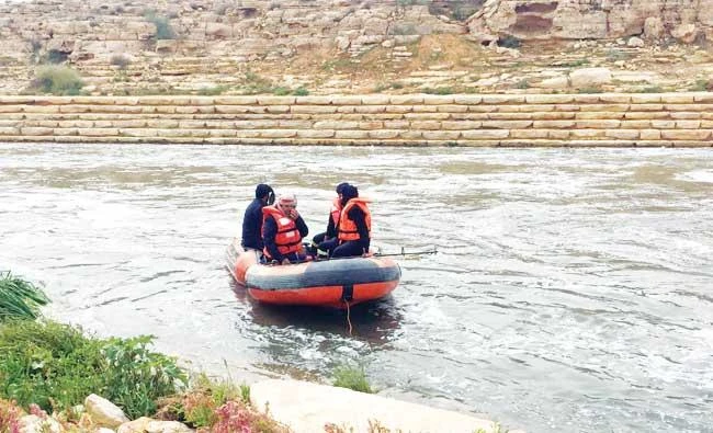 Civil Defense personnel during the search operation for the missing girl near Riyadh. (SPA)