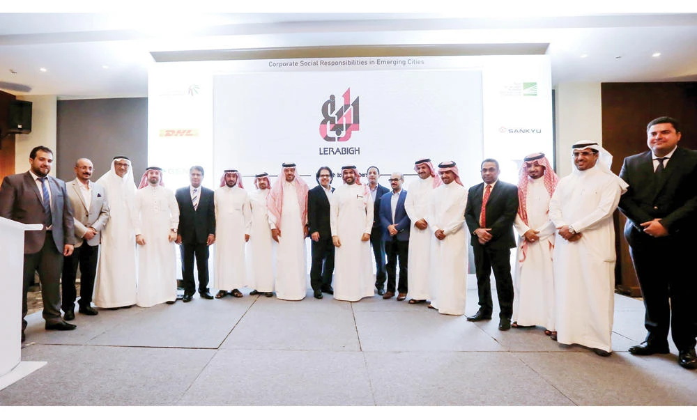 The announcement ceremony was attended by Ayman Al-Mubaireek, deputy governor of Rabigh, and
more than 30 representatives of government agencies and senior corporate officials.