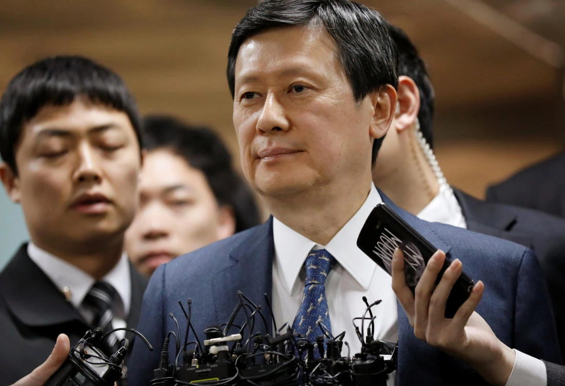 Former vice chairman of Tokyo-based Lotte Holdings Shin Dong-joo arrives for a trial at a court in Seoul, South Korea. (Reuters)
