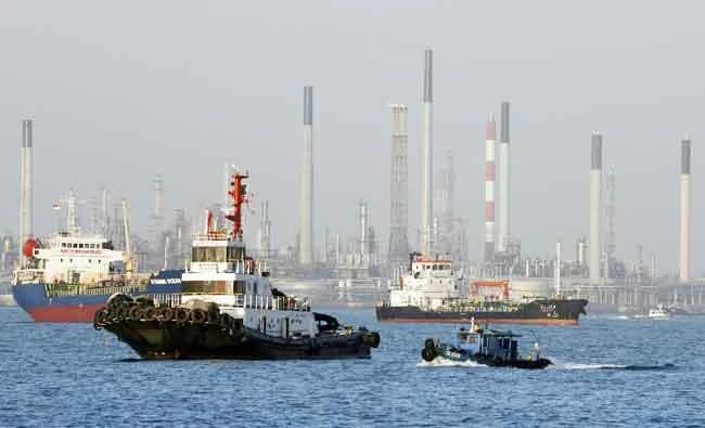Asian deals seen helping Aramco valuation ahead of IPO