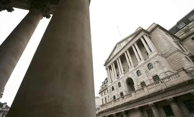 The Bank of England (R) is pictured from the steps of the Royal Exchange in the City of London, in this March 14, 2017 photo. (AFP)