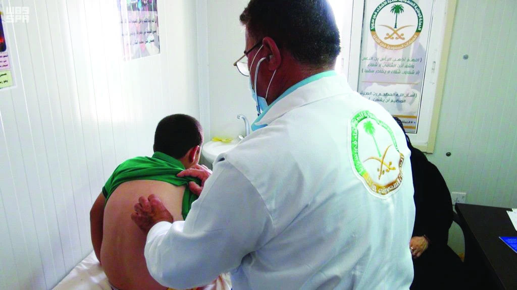 The Saudi Specialized Clinics provided medical treatment to 2,704 Syrian refugees at Zaatari camp in Jordan during 220th week.