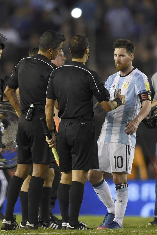 FIFA bans Lionel Messi for 4 World Cup qualifying games