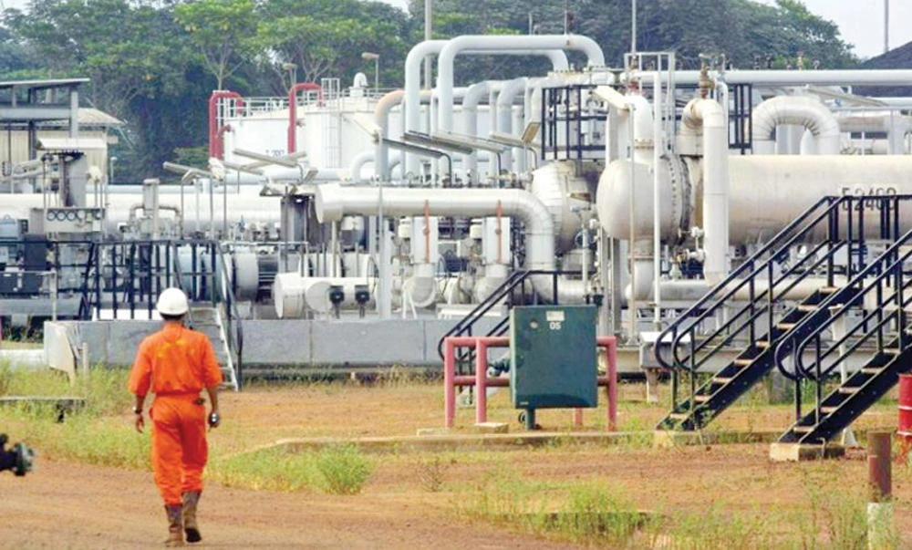 A worker walks at an oil field in Rabi, Gabon. (AFP file photo)