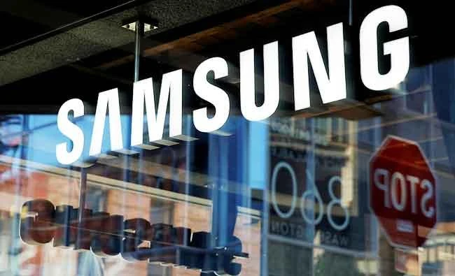 Signage is seen at the Samsung 837 store in the Meatpacking District of Manhattan, New York, U.S., in this October 10, 2016 file photo. (REUTERS)