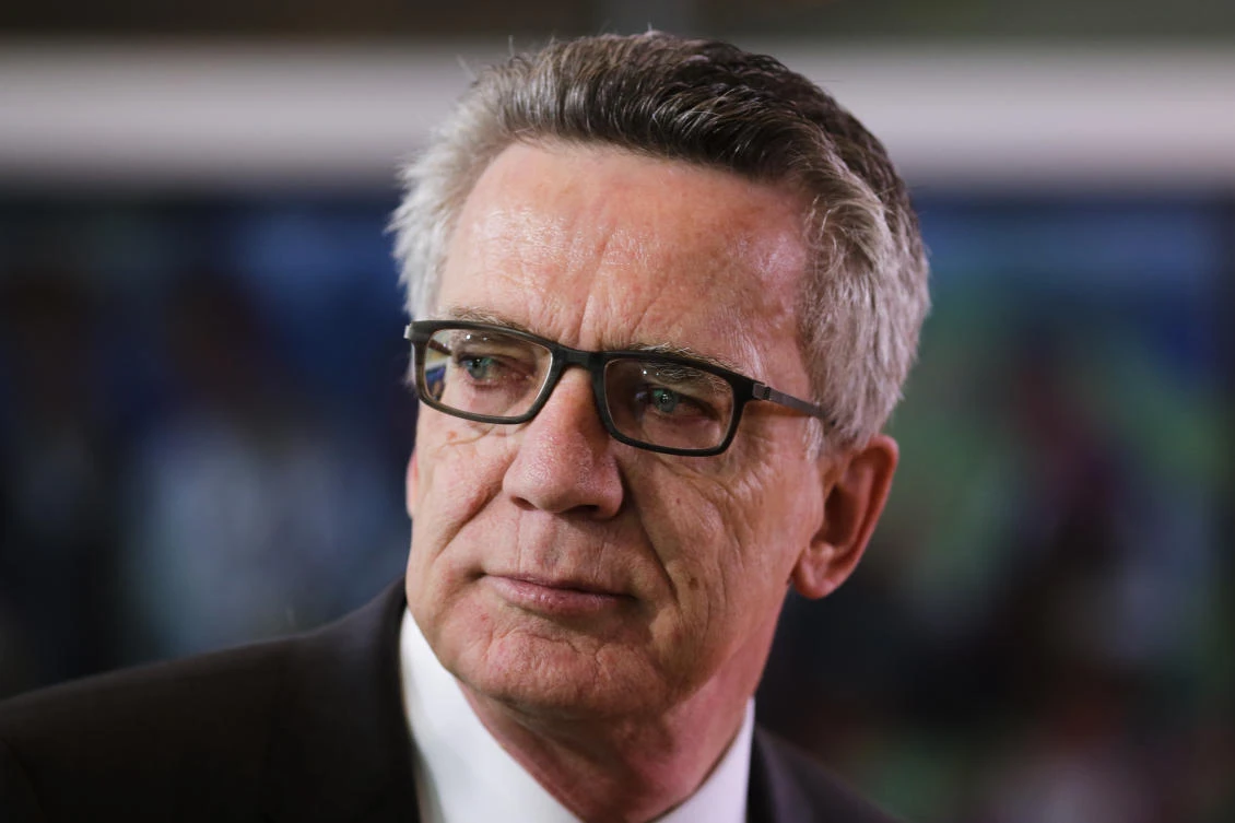 German Interior Minister Thomas de Maiziere arrives for the weekly cabinet meeting of the German government at the chancellery in Berlin, Wednesday, March 29, 2017. (AP Photo/Markus Schreiber)