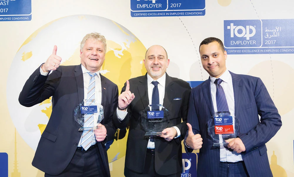 From left, Neldes Hovestad, vice president operations Benelux, Dow; Jamal Hart, human resource leader IMEAT, Dow; and Abdulilah Alqahtani, HR site service
Leader Jubail KSA, Dow.