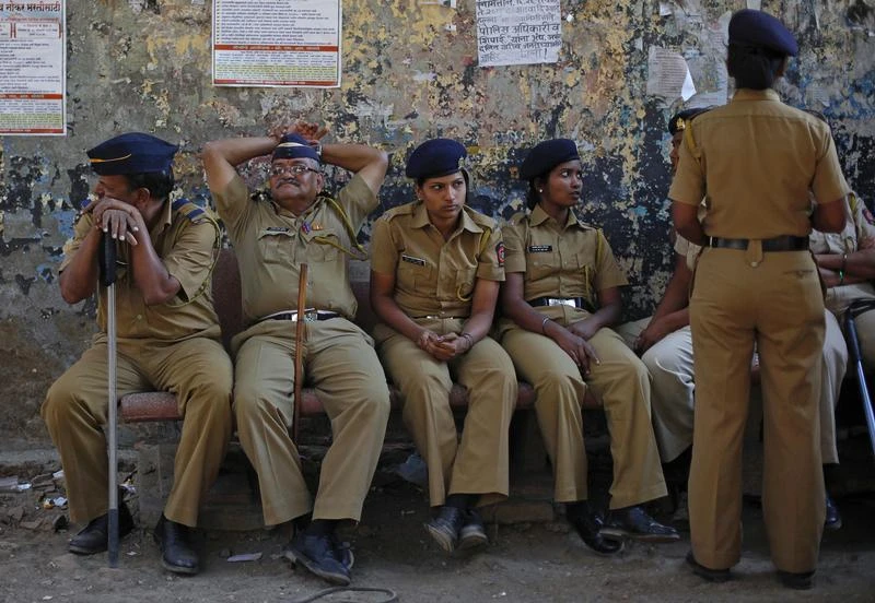 At least 200 Indian police in hospital after meal