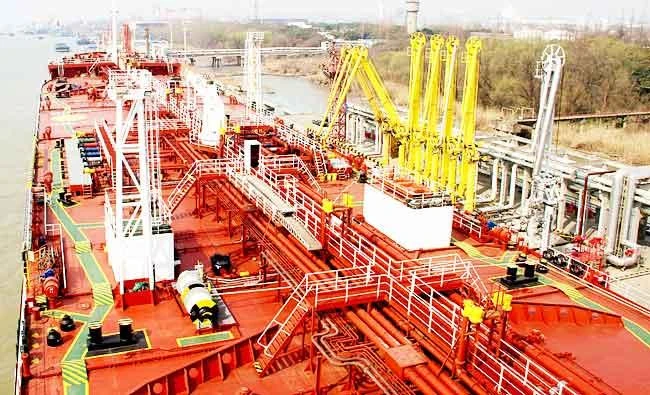 An oil tanker is pictured at a port in Yangzhou, Jiangsu Province, China, in this March 1, 2016 file photo. (Reuters)