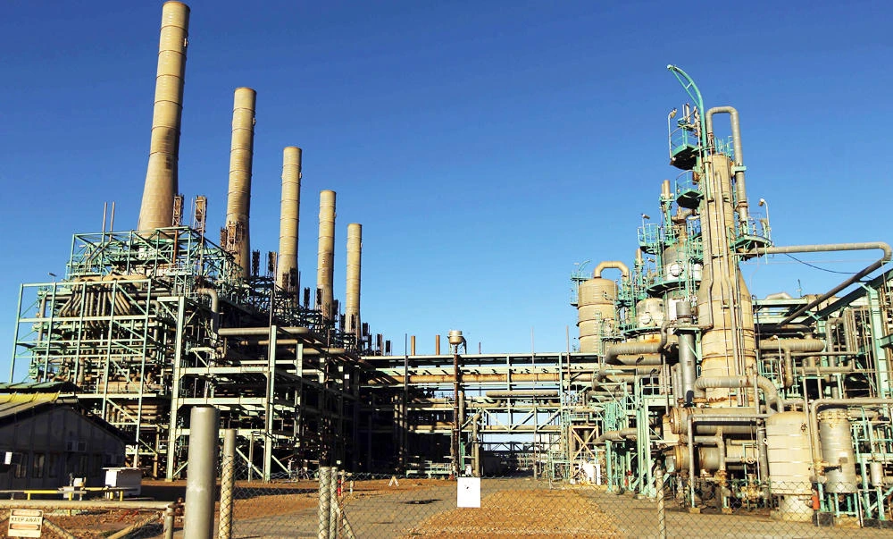 Oil prices under pressure as Libyan production recovery weighs