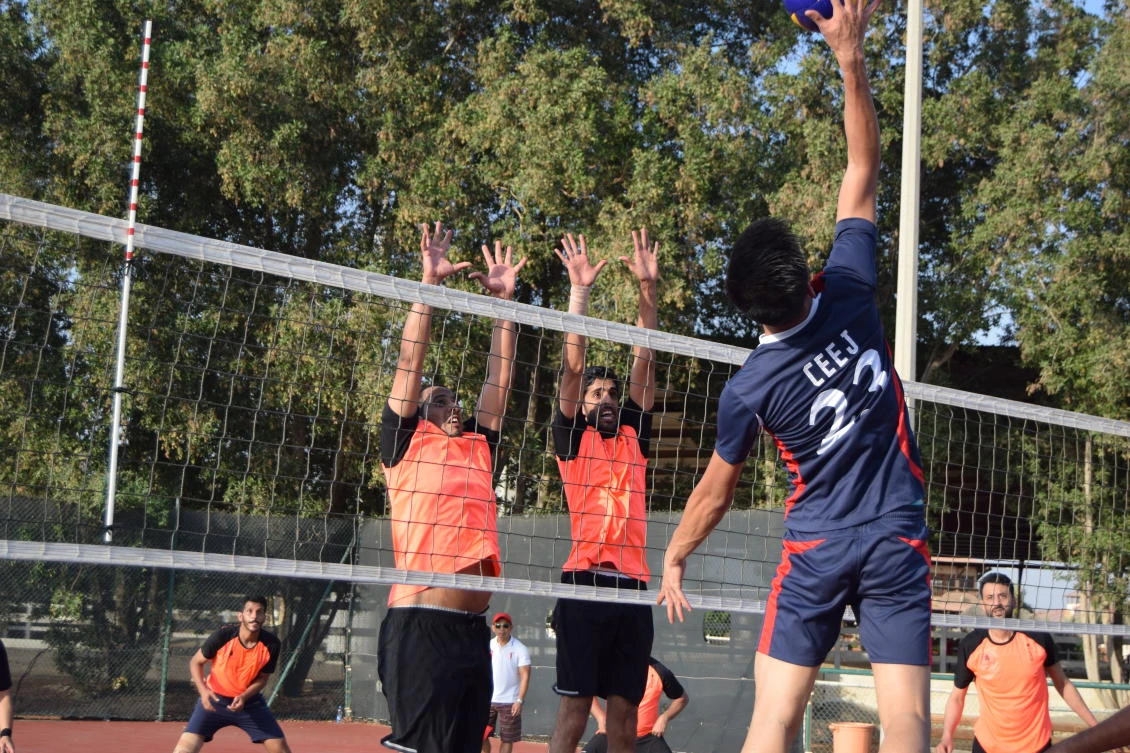 Action from the men's semifinal between IMC and Jeddah Blue Spikers. (AN photo)
