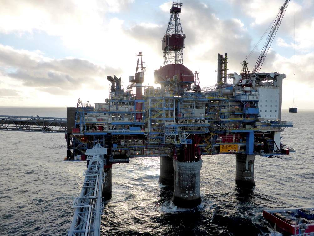 File photo: Oil and gas company Statoil drilling and accommodation platform Sleipner A is pictured offshore near Stavanger, Norway. (Reuters)