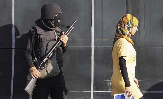 Citing security threats, Egyptian Parliament close to banning niqab