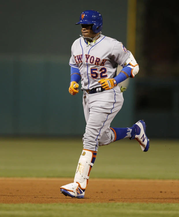 New York Mets Yoenis Cespedes runs the bases after hitting his third home run of the night, in the fifth inning of the team's baseball game against the Philadelphia Phillies, Tuesday in Philadelphia. (AP)