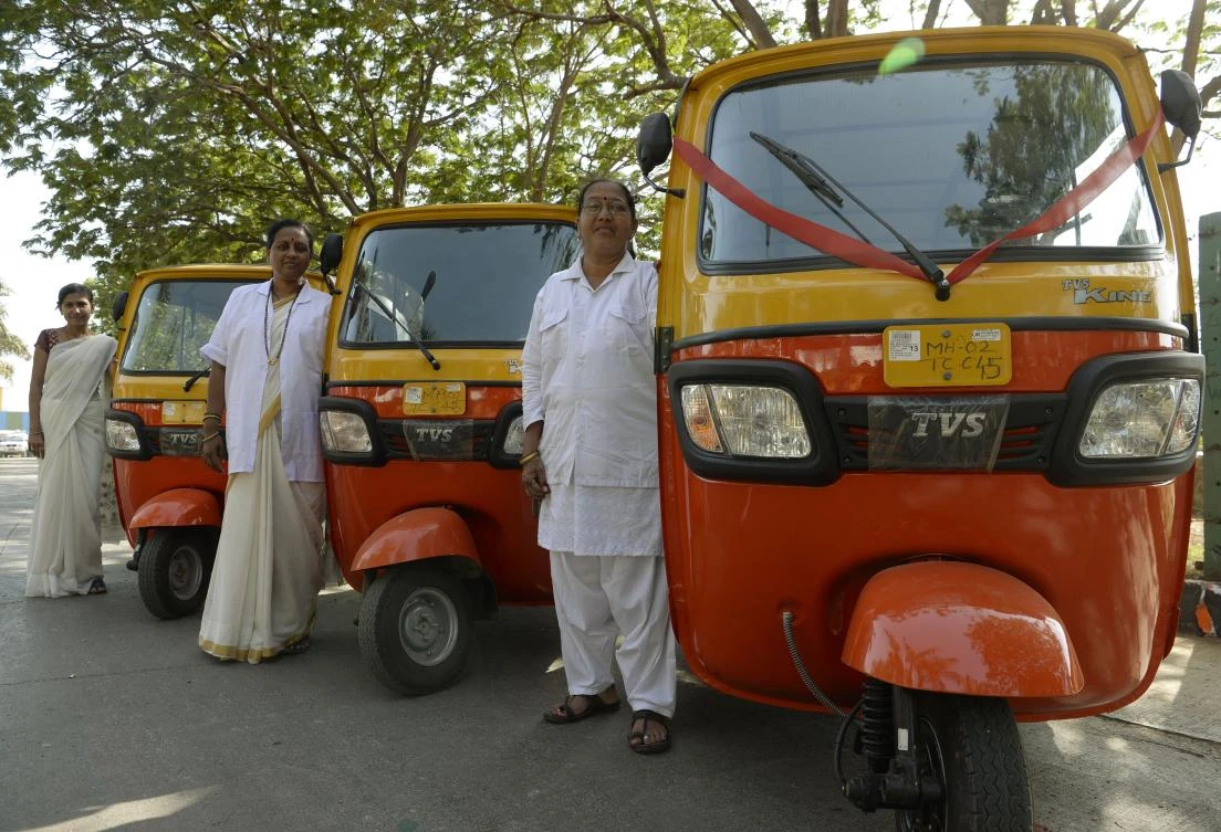 An Indian woman rickshaw driver taking part in a training session in Mumbai. Chaya Mohite slowly turns the accelerator as she carefully edges the salmon-colored rickshaw forward, one of Mumbai’s first female auto drivers to make use of a government scheme aimed at empowering women. (AFP/PUNIT PARANJPE)