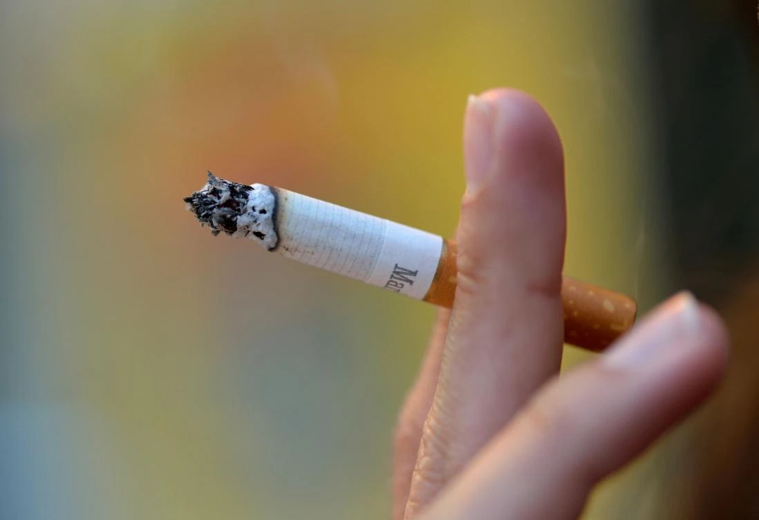 smoking cigarettes(AFP)