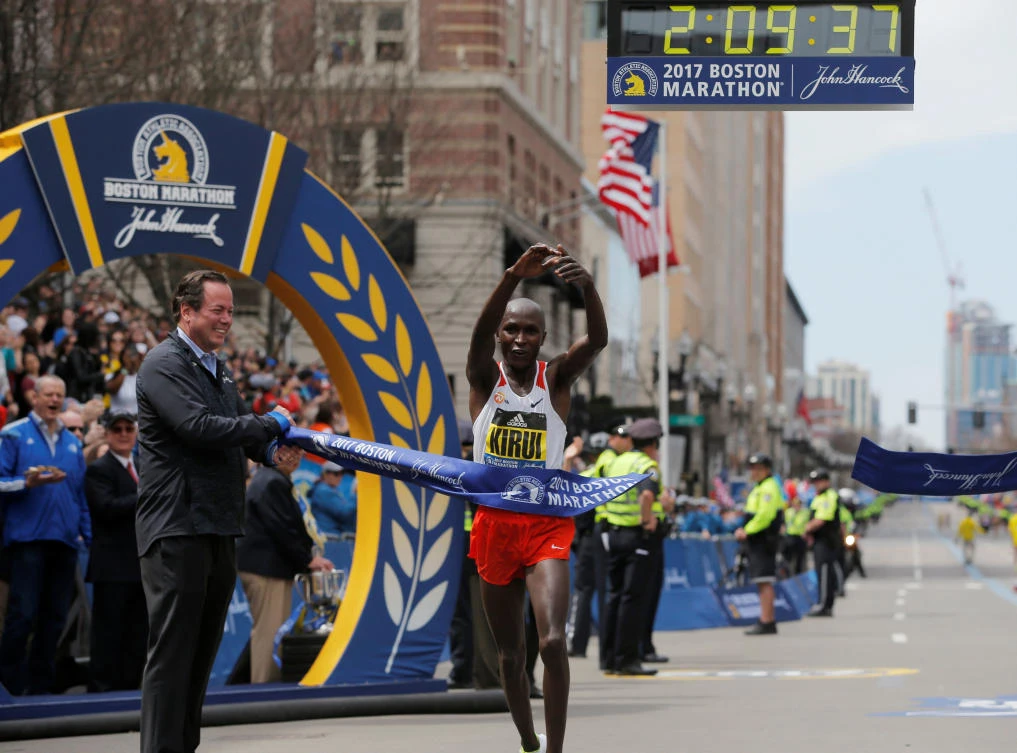 Geoffrey Kirui of Kenya crosses the finish line to win the men’s division of the 121st Boston Marathon in Boston, Massachusetts, US, April 17, 2017. (Reuters)