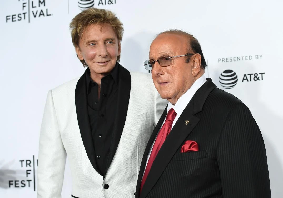 Singer Barry Manilow and record producer Clive Davis attend the Opening Night of the 2017 Tribeca Film Festival and the world premiere of "Clive Davis: The Soundtrack Of Our Lives" at Radio City Music Hall on April 19, 2017, in New York City. (AFP)