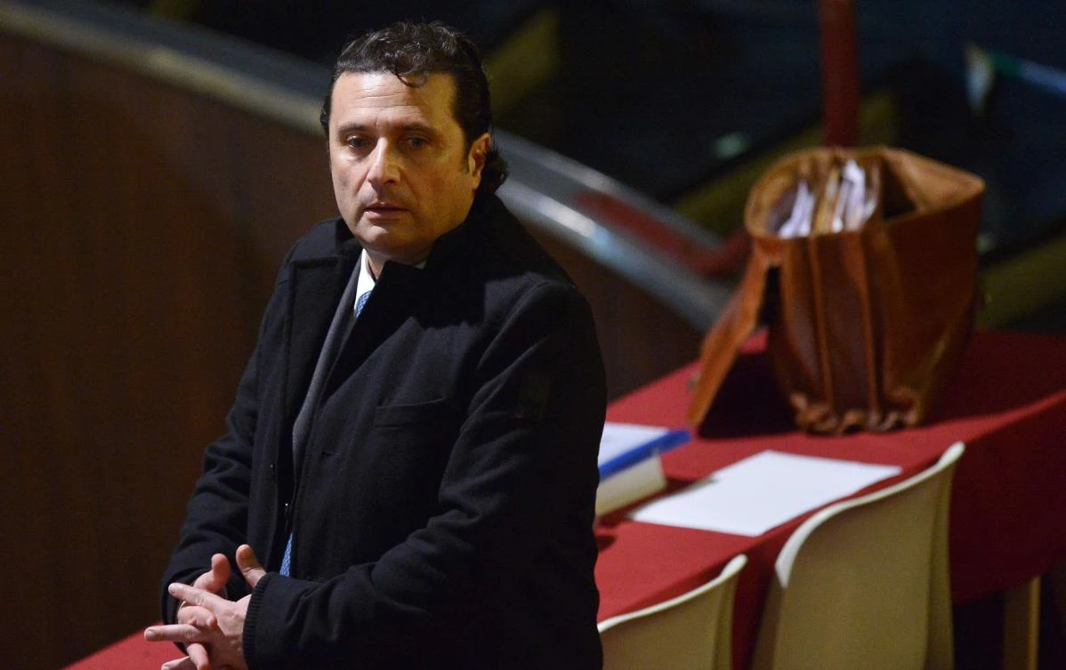 This file photo taken on February 10, 2015 shows Costa Concordia's captain Francesco Schettino arriving for his trial on February 10, 2015 in Grosseto. (AFP / Alberto Pizzoli)