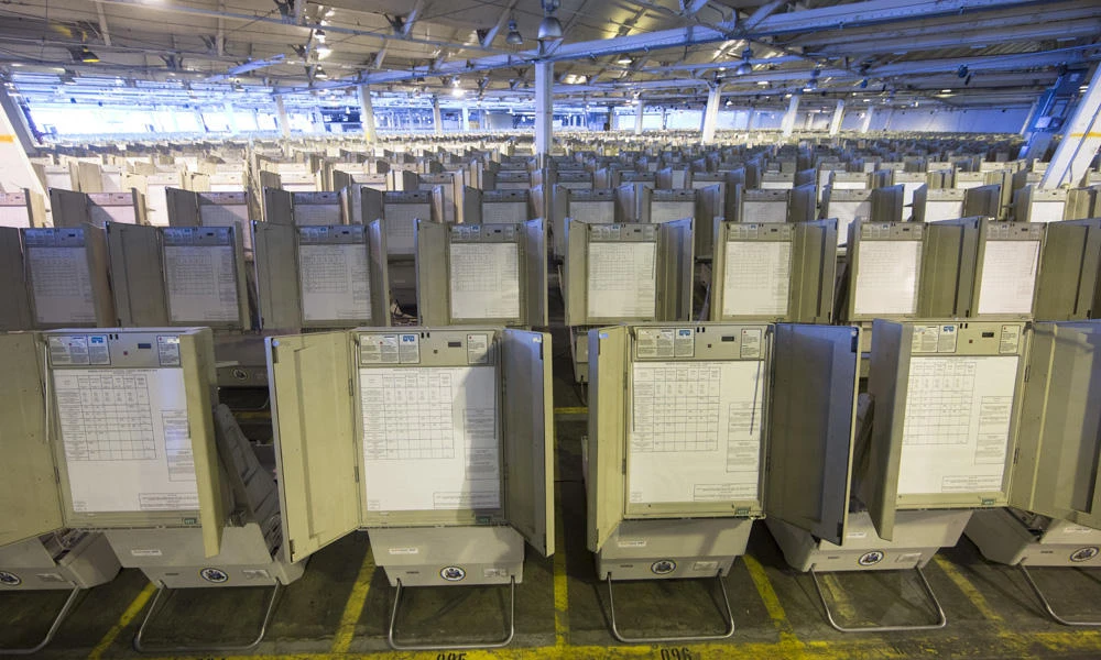 Shown are voting machines used in the presidential election in Philadelphia, US, on Oct. 14, 2016. Russia dismissed as false a report that said a government think tank controlled by Russian President Vladimir Putin had developed a plan to swing the 2016 US presidential election in Donald Trump’s favor.(AP Photo/Matt Rourke)