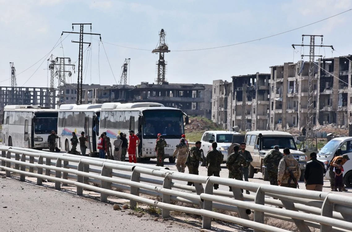 Syria evacuees on move again after 48-hour delay: monitor