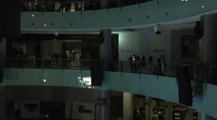Shoppers share surreal snaps of Dubai Mall in 90-minute blackout