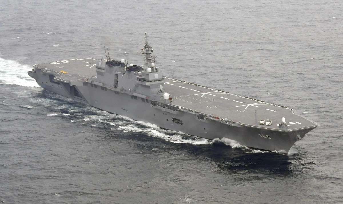 Japan’s helicopter carrier Izumo sails in the waters off the Boso Peninsula, east of Tokyo, as it starts to escort a US supply ship after departing Yokosuka port, south of Tokyo, Monday, May 1, 2017.(AP)