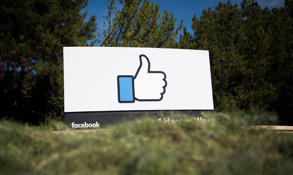 The Facebook sign and logo in Menlo Park, California. (AFP / JOSH EDELSON)