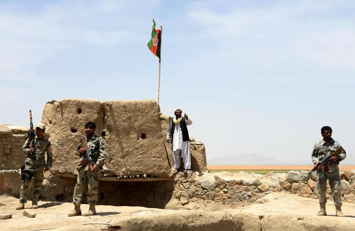 Pakistan dispatches supplies to southwest border villages