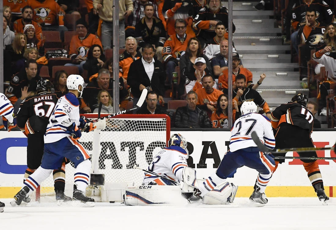 Anaheim Ducks right wing Corey Perry (10) scores the game winning goal against the Edmonton Oilers during the second overtime period in game five of the second round of the Stanley Cup Playoffs at Honda Center on Friday night. (USA TODAY Sports)