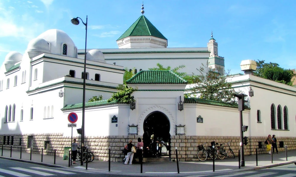 Macron election gives hope to French Muslims, says Paris main mosque