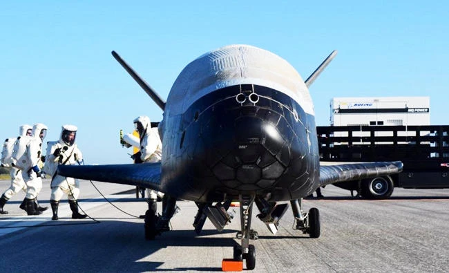 The U.S. Airforce's X-37B Orbital Test Vehicle mission 4 after landing at NASA's Kennedy Space Center Shuttle Landing Facility in Cape Canaveral, Florida, U.S., on Sunday. (Reuters)