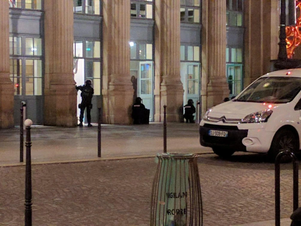 Police officers are seen at an entrance of the Paris' Gare du Nord train station, Paris, France (Samuel Tardieu/Social Media/Handout via Reuters)
