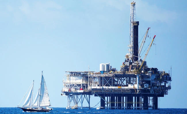 An offshore oil platform is seen in Huntington Beach, California, in this September 28, 2014 file photo. (REUTERS)