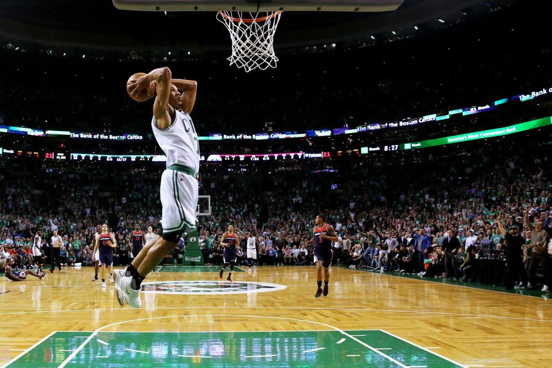 Avery Bradley of the Boston Celtics dunks against the Washington Wizards during the first half of Game 5 of the Eastern Conference Semifinals at TD Garden on Wednesday in Boston, Massachusetts. (AFP)